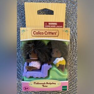Epoch Calico Critters Pickleweeds Headgehog Twins Item CC1924